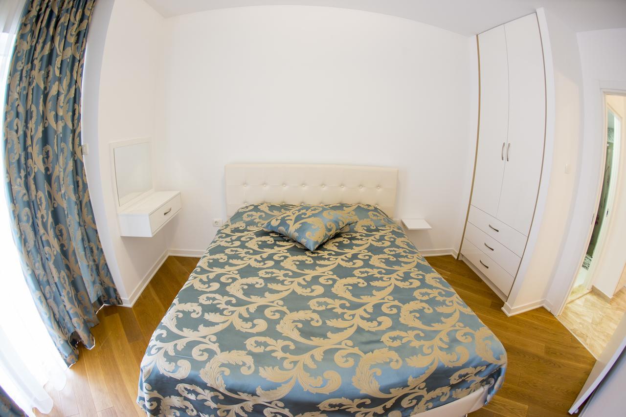 Apartman Anna Tre Canne Budva Bagian luar foto